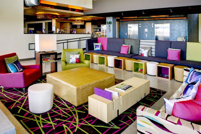 Imagen de los interiores del Hotel Aloft Leawood Overland Park. Foto 6