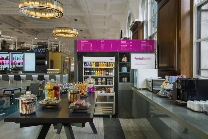 Imagen del bar/restaurante del Hotel Aloft Liverpool. Foto 3