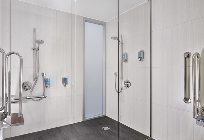 Imagen de la habitación del Hotel Aloft London Excel. Foto 9