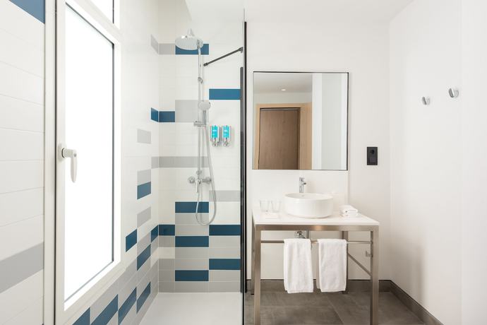 Imagen de la habitación del Hotel Aloft Madrid Gran Via. Foto 9