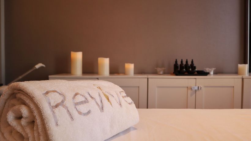 Imagen de la piscina del Hotel Aloft Me'aisam, Dubai. Foto 19