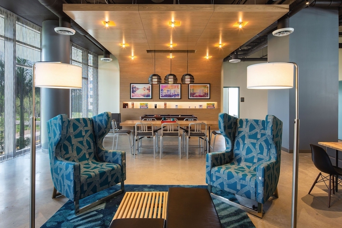 Imagen de los interiores del Hotel Aloft Miami Aventura. Foto 11