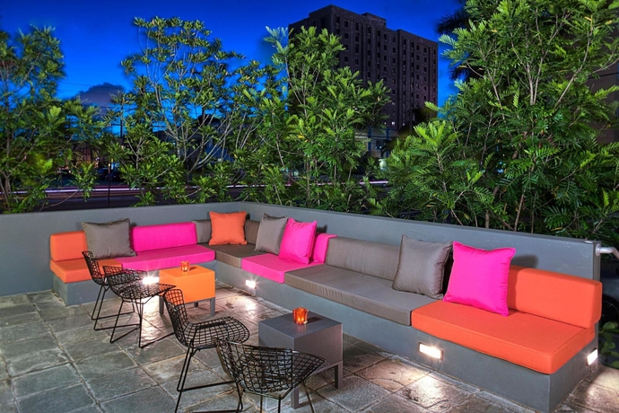 Imagen de los exteriores del Hotel Aloft Miami - Brickell. Foto 10