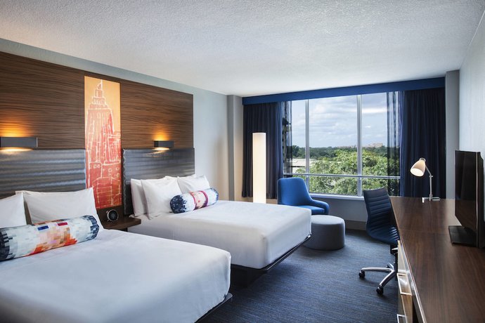 Imagen de la habitación del Hotel Aloft Miami Dadeland. Foto 12