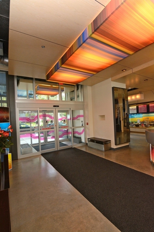 Imagen de los interiores del Hotel Aloft Miami Doral. Foto 10