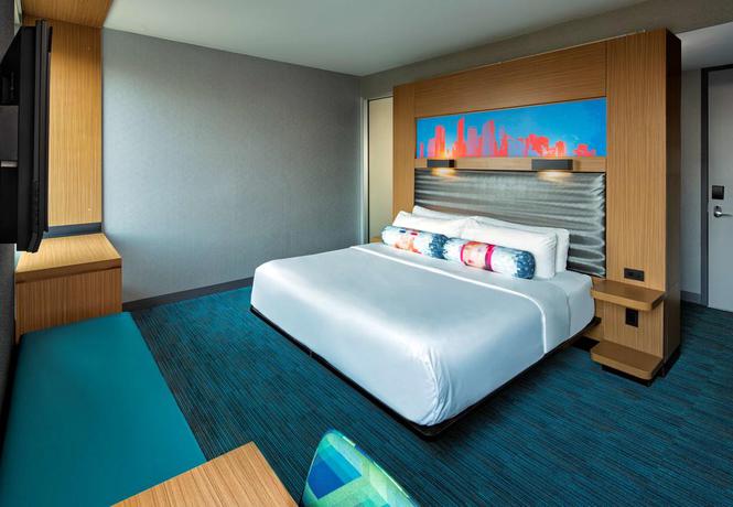 Imagen de la habitación del Hotel Aloft Milwaukee Downtown. Foto 5