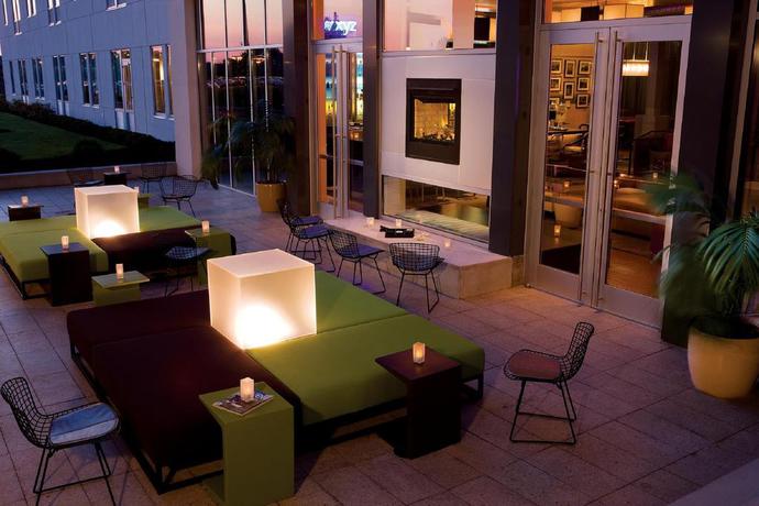 Imagen de los exteriores del Hotel Aloft Minneapolis. Foto 7