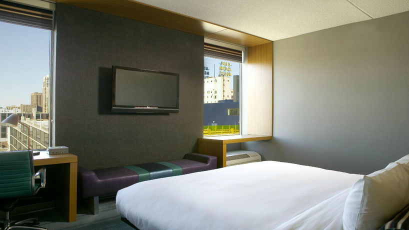 Imagen de la habitación del Hotel Aloft Minneapolis. Foto 5