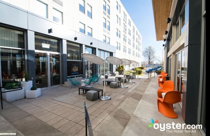 Imagen general del Hotel Aloft Montreal Airport. Foto 2