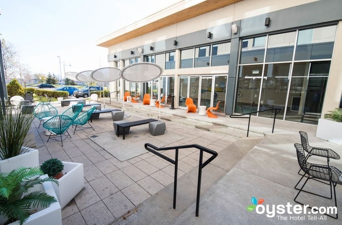 Imagen general del Hotel Aloft Montreal Airport. Foto 3