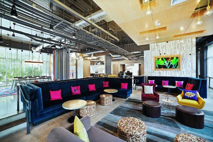 Imagen de los interiores del Hotel Aloft Nashville Franklin. Foto 20
