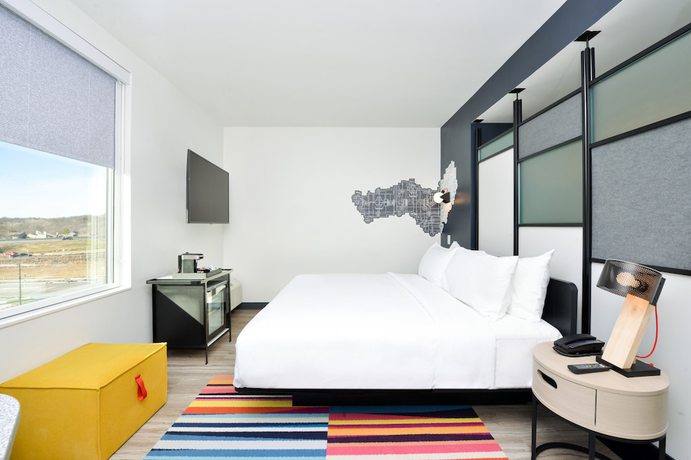 Imagen de la habitación del Hotel Aloft North Kansas City. Foto 6