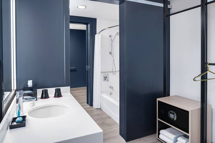Imagen de la habitación del Hotel Aloft Ocean City. Foto 4