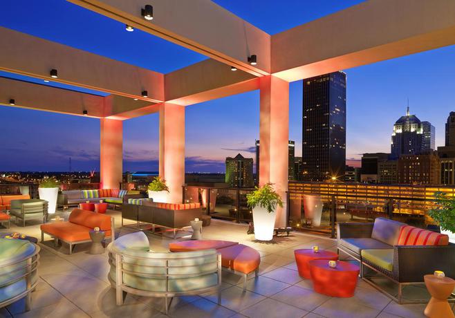 Imagen del bar/restaurante del Hotel Aloft Oklahoma City Downtown - Bricktown. Foto 2