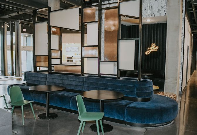 Imagen de los interiores del Hotel Aloft Omaha West. Foto 19