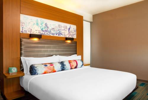 Imagen de la habitación del Hotel Aloft Ontario-rancho Cucamonga. Foto 2