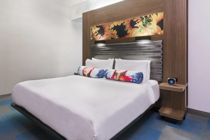 Imagen de la habitación del Hotel Aloft Orlando Downtown. Foto 8