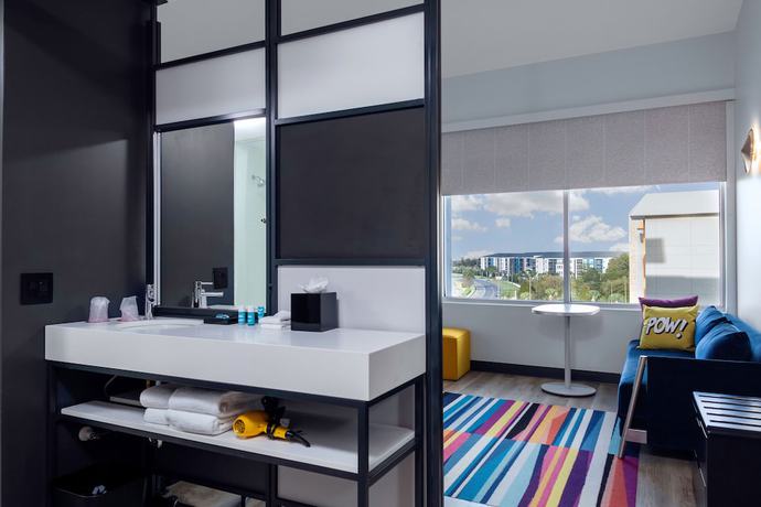 Imagen de la habitación del Hotel Aloft Orlando Lake Buena Vista. Foto 15