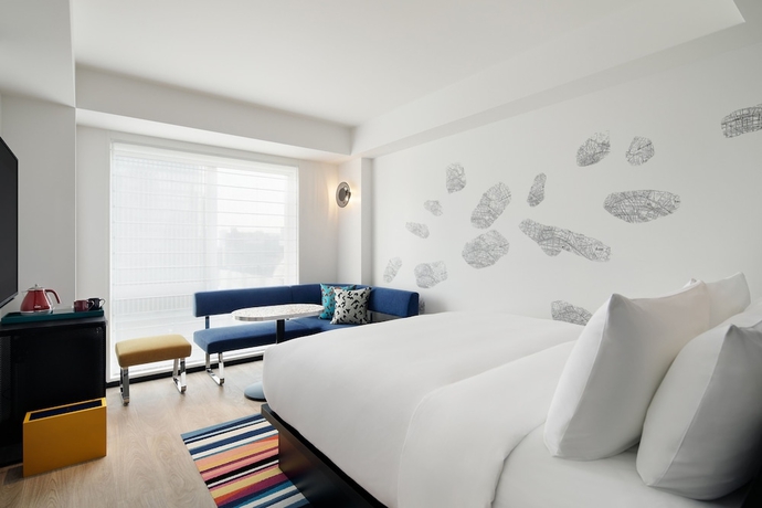 Imagen de la habitación del Hotel Aloft Osaka Dojima. Foto 12
