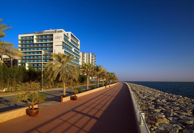 Imagen de los exteriores del Hotel Aloft Palm Jumeirah. Foto 16