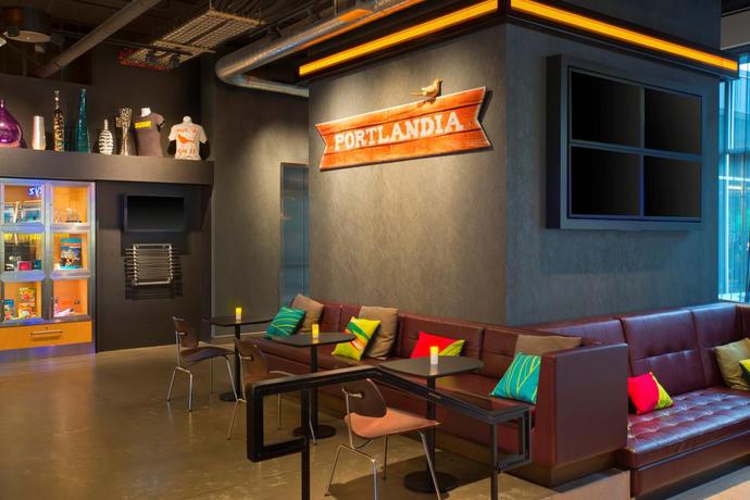 Imagen de los interiores del Hotel Aloft Portland Airport At Cascade Station. Foto 10