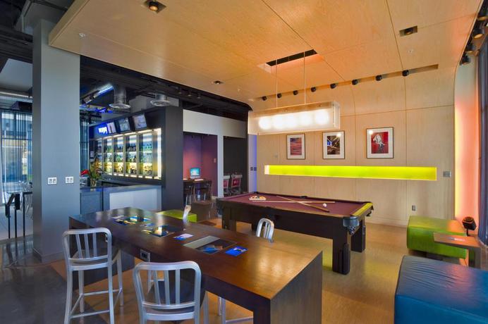 Imagen de los interiores del Hotel Aloft Portland Airport At Cascade Station. Foto 11