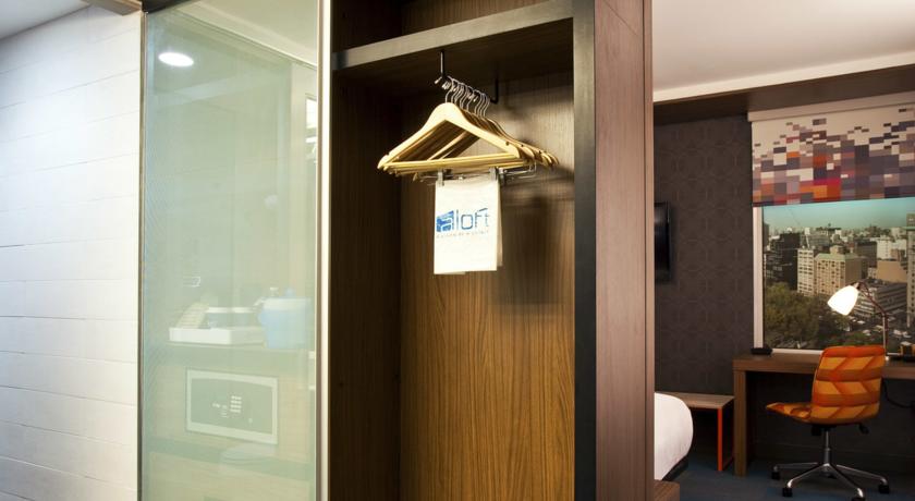 Imagen de la habitación del Hotel Aloft Raleigh-durham Airport Brier Creek. Foto 7
