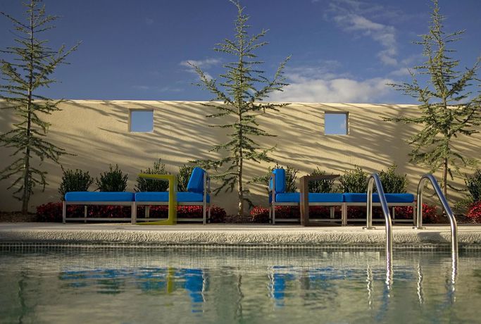 Imagen de la piscina del Hotel Aloft Rogers - Bentonville. Foto 13