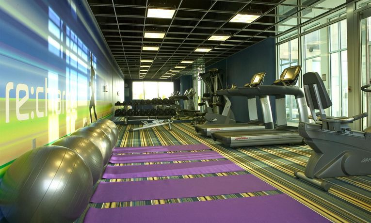 Imagen de los interiores del Hotel Aloft Rogers - Bentonville. Foto 8