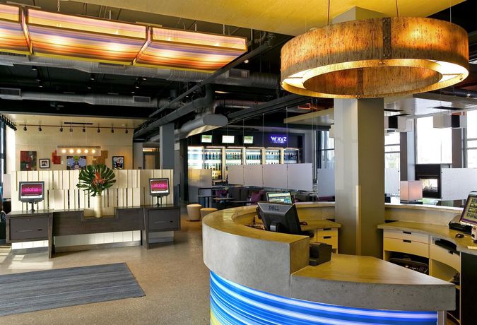 Imagen de los interiores del Hotel Aloft Rogers - Bentonville. Foto 10