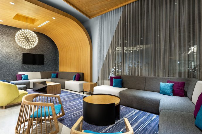 Imagen de los interiores del Hotel Aloft San Juan. Foto 17