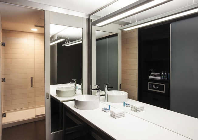 Imagen de la habitación del Hotel Aloft Sarasota. Foto 13