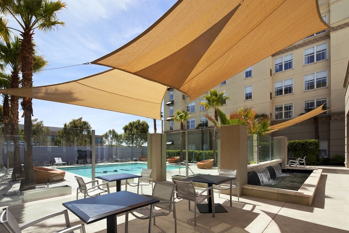 Imagen de la piscina del Hotel Aloft Silicon Valley. Foto 18