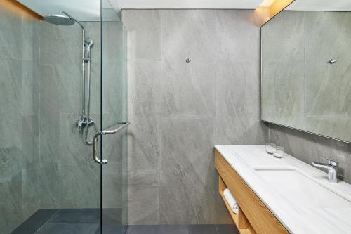 Imagen de la habitación del Hotel Aloft South Jakarta. Foto 8