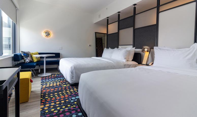 Imagen de la habitación del Hotel Aloft St. Louis Cortex. Foto 5