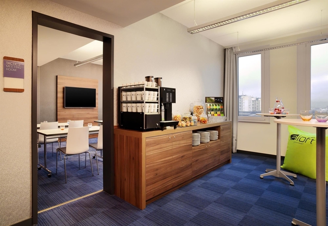 Imagen de los interiores del Hotel Aloft Stuttgart. Foto 10
