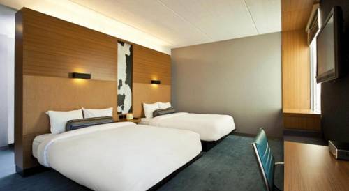 Imagen de la habitación del Hotel Aloft Tempe. Foto 6