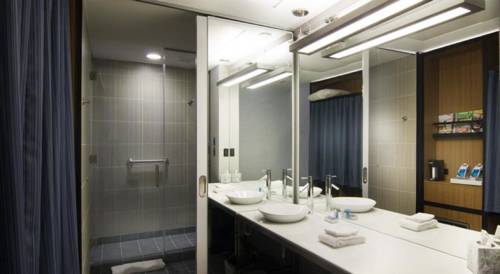 Imagen de la habitación del Hotel Aloft Tempe. Foto 7