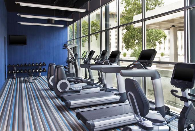 Imagen de los interiores del Hotel Aloft Tulsa Downtown. Foto 9