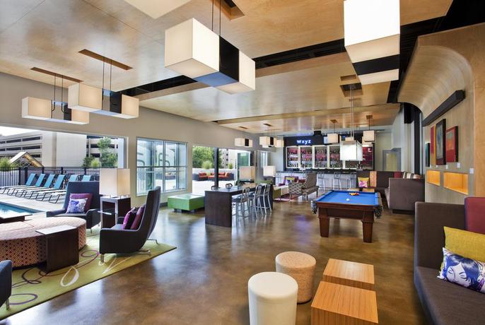 Imagen de los interiores del Hotel Aloft Tulsa Downtown. Foto 10
