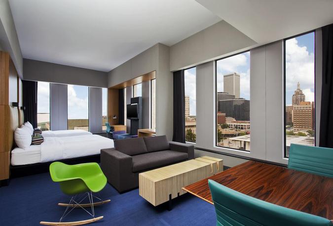 Imagen de la habitación del Hotel Aloft Tulsa Downtown. Foto 5