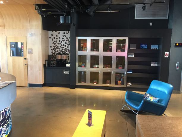 Imagen de los interiores del Hotel Aloft Tulsa. Foto 14