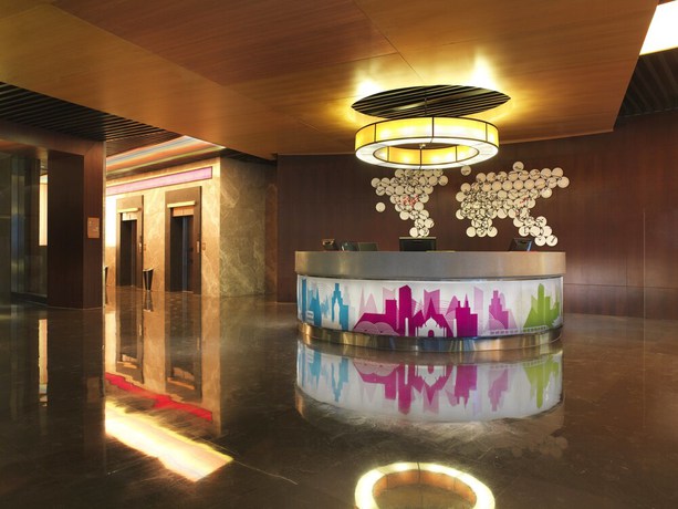 Imagen de los interiores del Hotel Aloft Zhengzhou Zhengdong New District. Foto 15