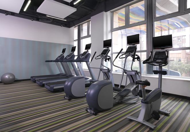 Imagen de los interiores del Hotel Aloft Zhengzhou Zhengdong New District. Foto 16