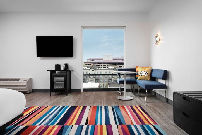 Imagen de la habitación del Hotel Aloft by Marriott Kansas City Country Club Plaza. Foto 3