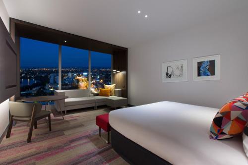 Imagen de la habitación del Hotel Aloft by Marriott Perth. Foto 9
