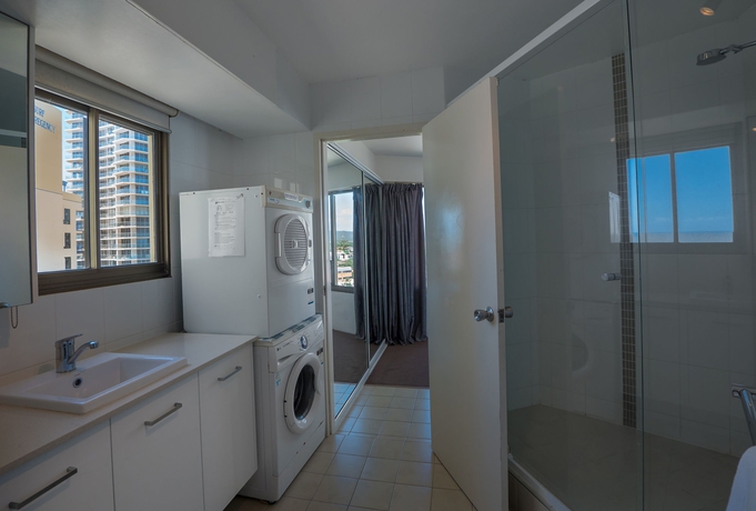 Imagen de la habitación del Hotel Aloha Apartments, Surfers Paradise. Foto 6