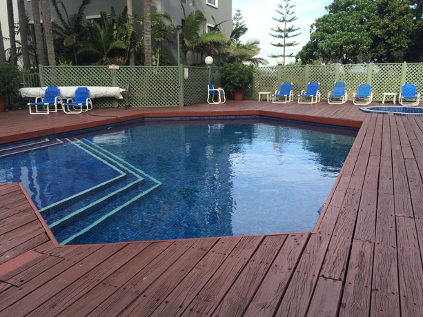 Imagen de la piscina del Hotel Aloha Apartments, Surfers Paradise. Foto 15
