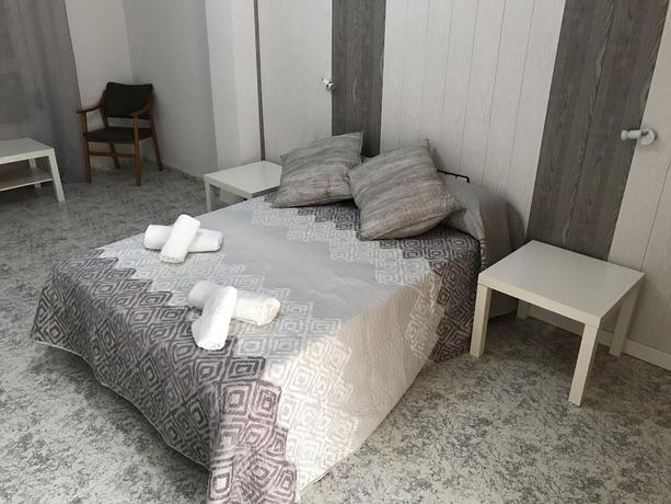 Imagen de la habitación del Hotel Aloha Arenal Beach. Foto 4