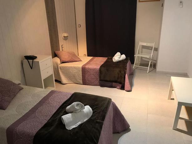 Imagen de la habitación del Hotel Aloha Arenal Beach. Foto 6